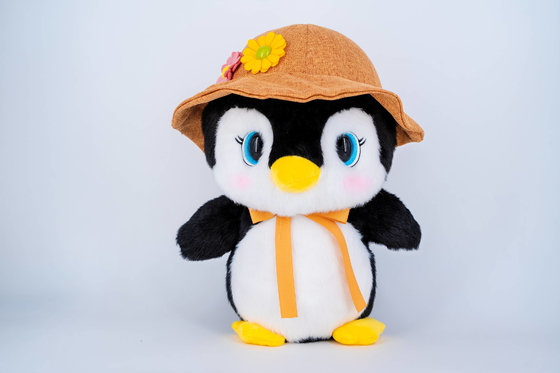 良い値段 低MOQ PP綿 柔らかいペンギン プルーシュ トイ キュート 黄色い帽子 多種サイズ オンライン